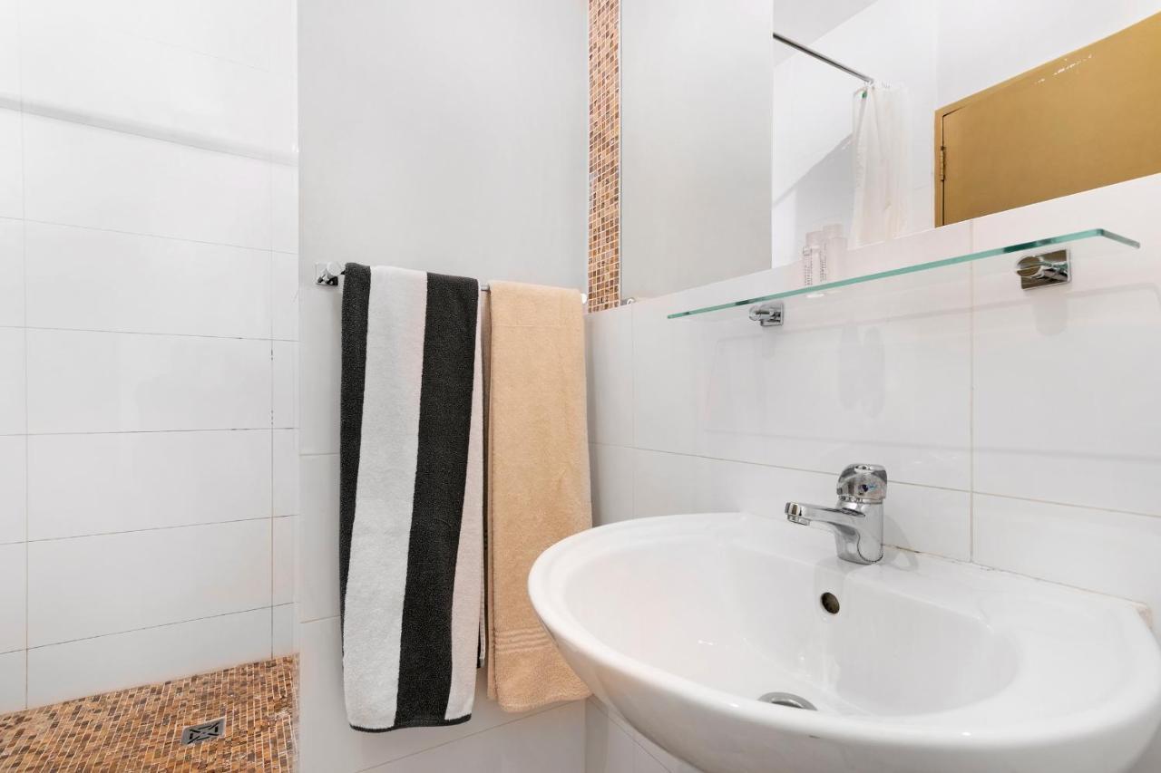 Appartement Urban Oasis At The Four Seasons à Le Cap Extérieur photo